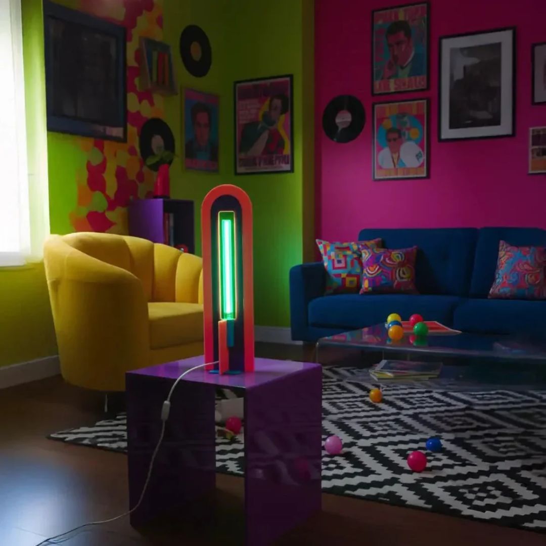 photo3.jpgAndy table